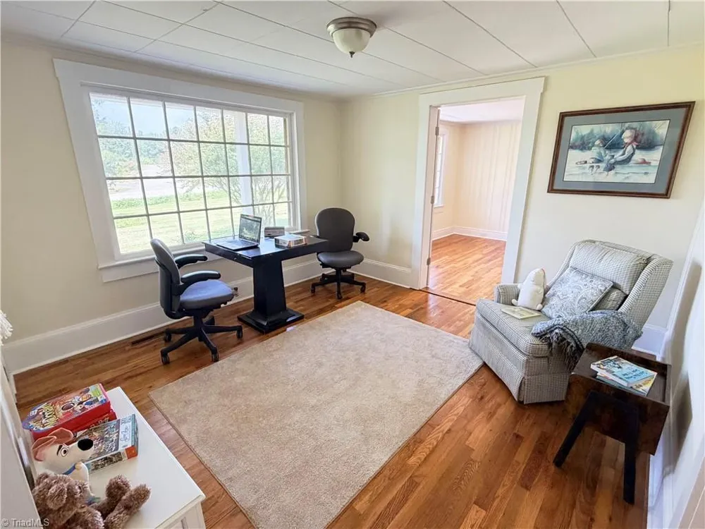 226 White Plains Road Roaring River, NC 28669