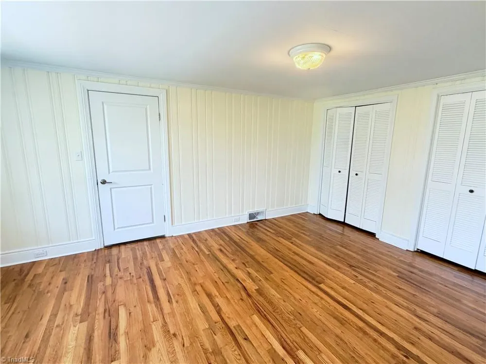 226 White Plains Road Roaring River, NC 28669