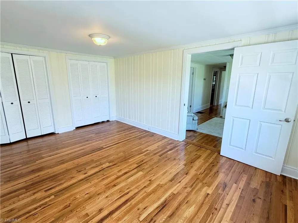 226 White Plains Road Roaring River, NC 28669