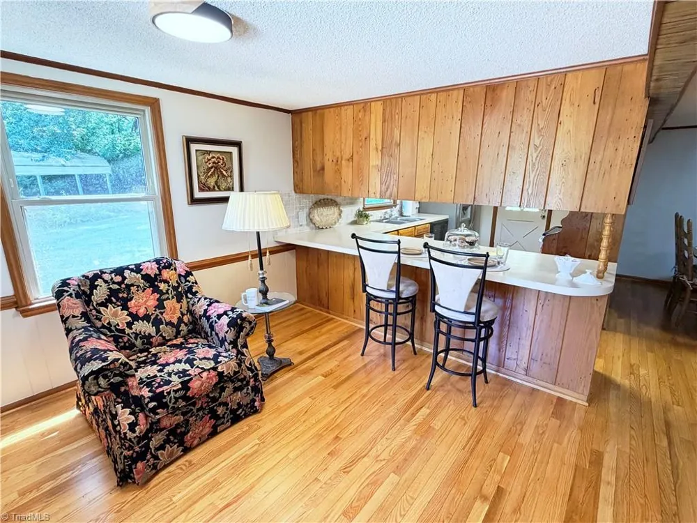 226 White Plains Road Roaring River, NC 28669