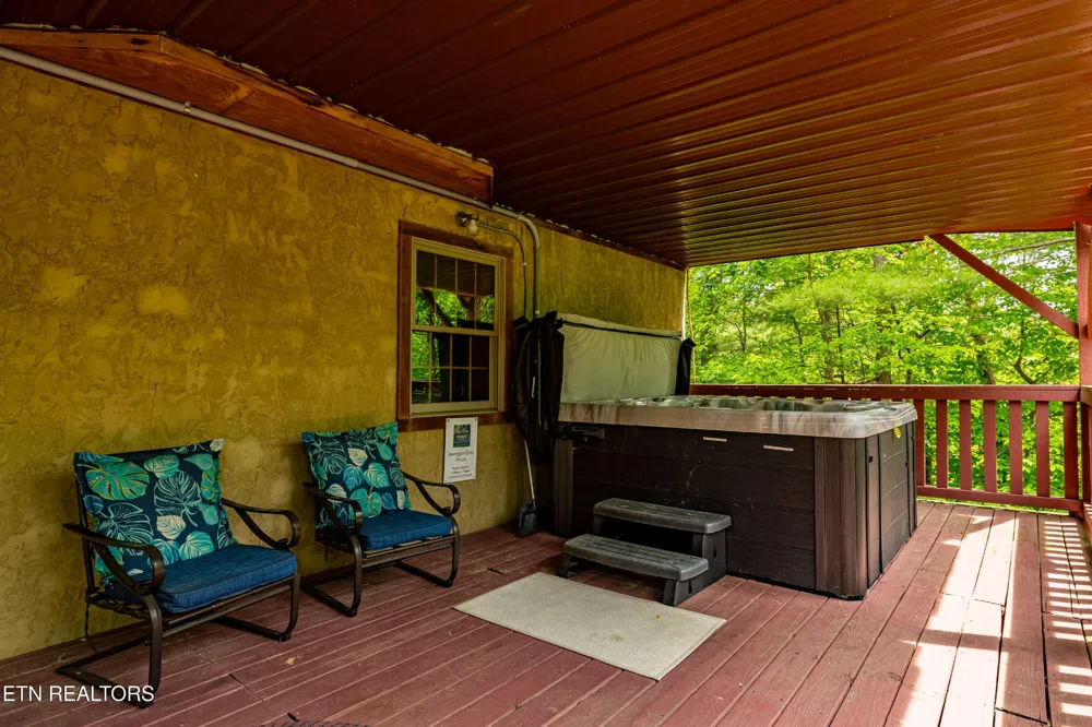 229 Cobblestone Way Townsend, TN 37882