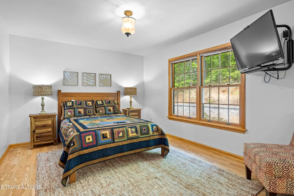 229 Cobblestone Way Townsend, TN 37882