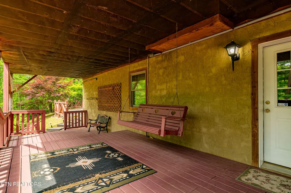 229 Cobblestone Way Townsend, TN 37882