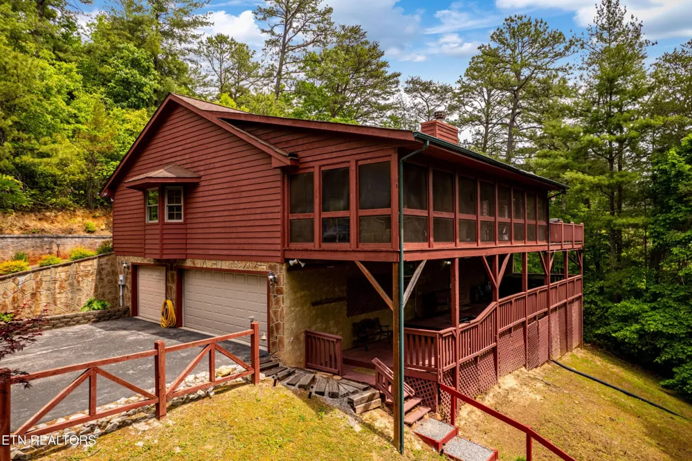 229 Cobblestone Way Townsend, TN 37882