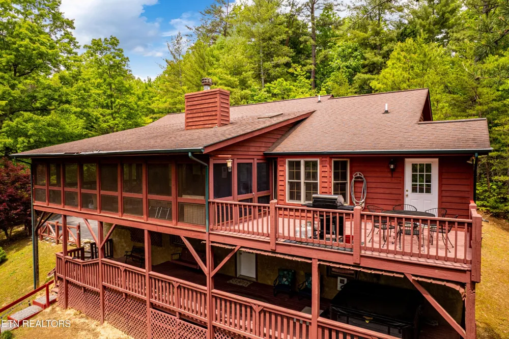 229 Cobblestone Way Townsend, TN 37882