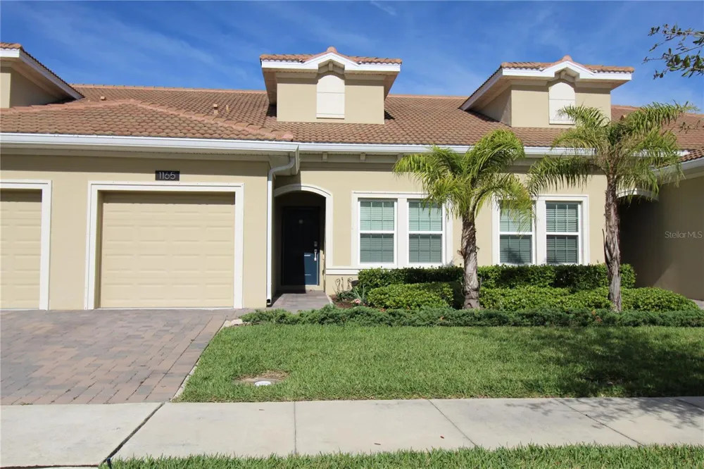 1165 TRAPPERS TRAIL LOOP Davenport, FL 33896