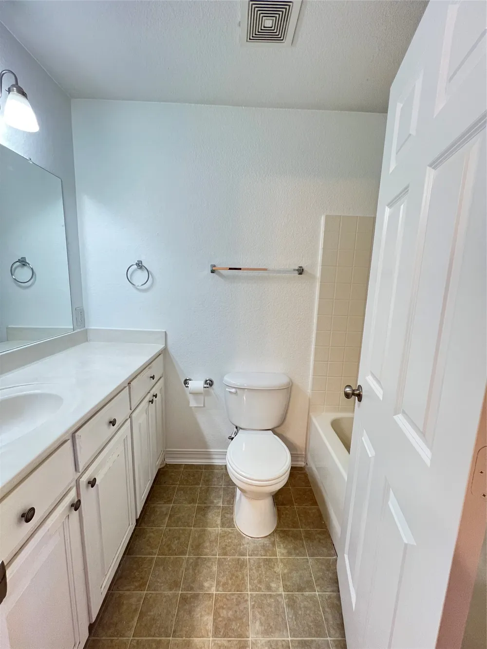 403 W Oak Street Decatur, TX 76234