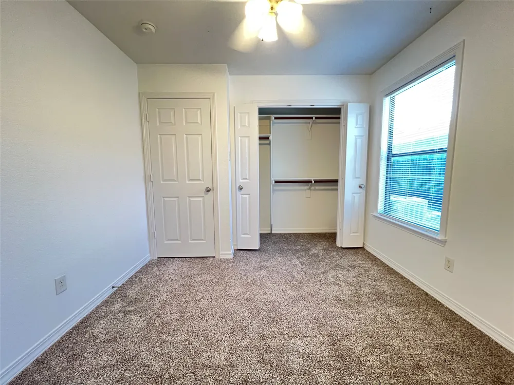 403 W Oak Street Decatur, TX 76234
