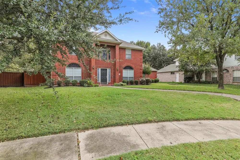 2810 Glenwick Court Richardson, TX 75082