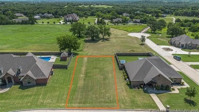 10 Birds Eye Sulphur, OK 73086