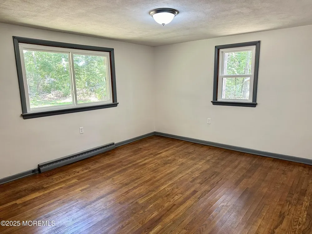 135 S Main Street Barnegat, NJ 08005