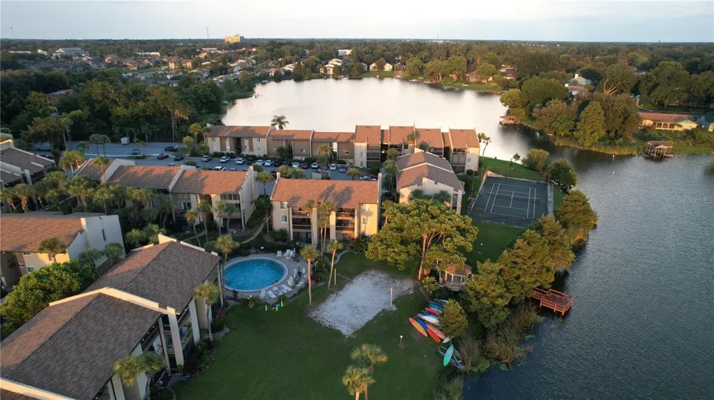 586 ORANGE DRIVE #118 Altamonte Springs, FL 32701