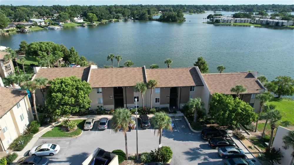 586 ORANGE DRIVE #118 Altamonte Springs, FL 32701