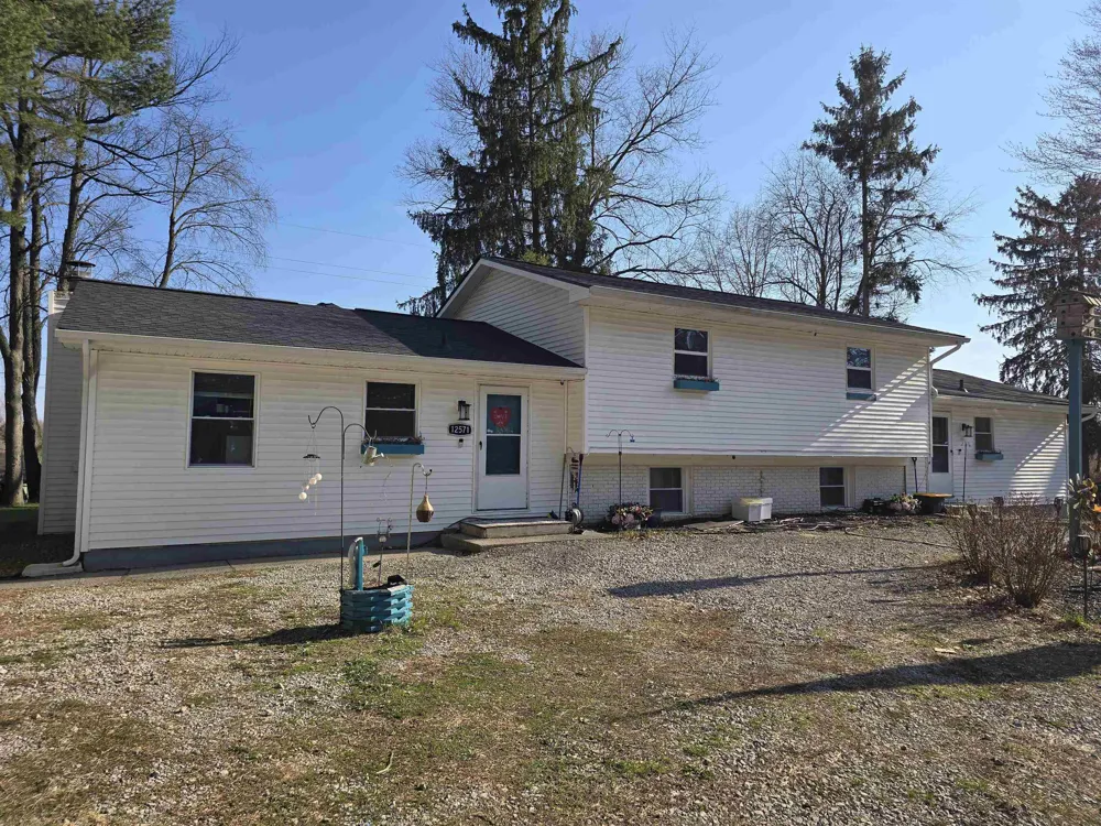12573 Spruce Lane Perry Township, MI 48872