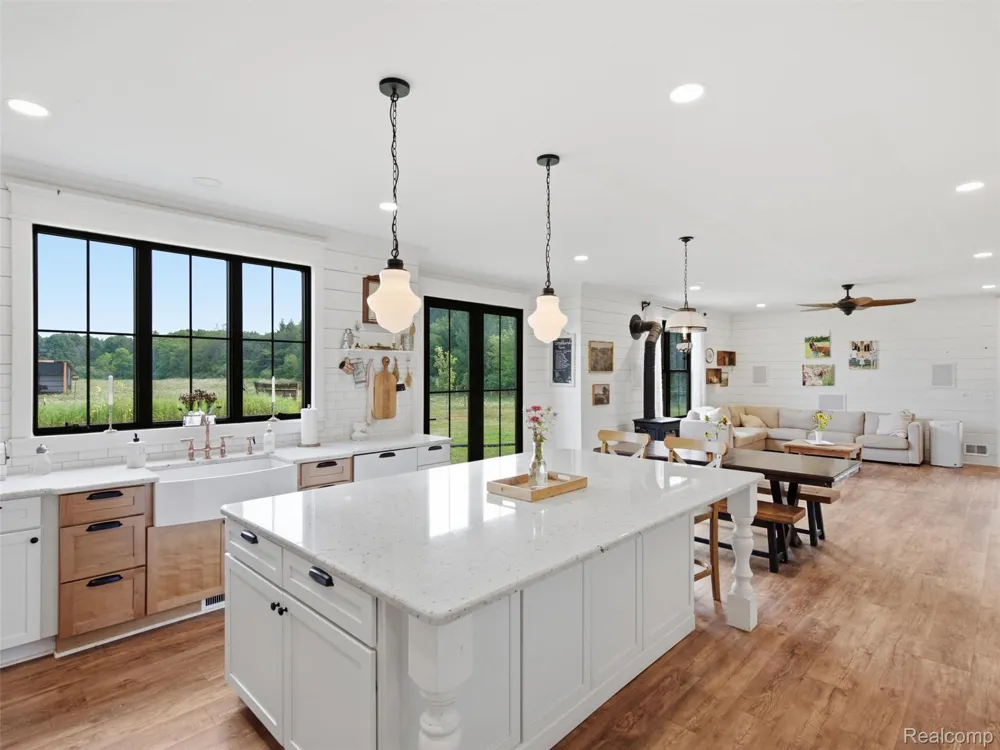 7241 Lyons Road Goodland Township, MI 48444