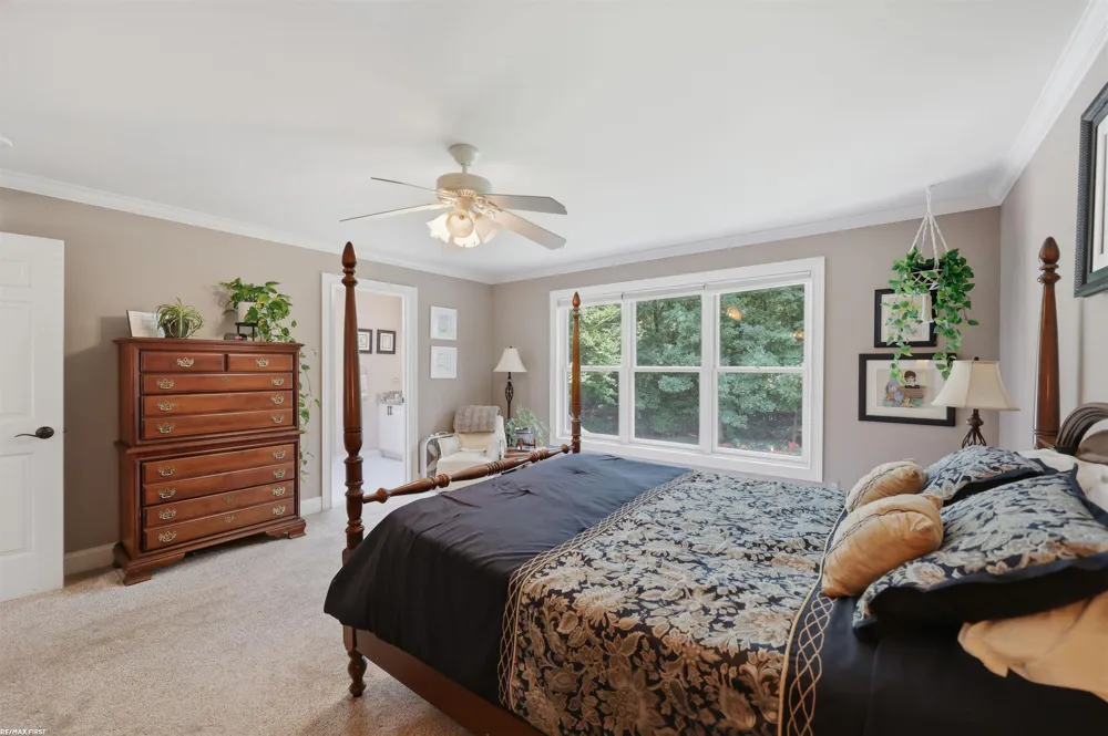 12294 Parkside Circle Washington Township, MI 48094
