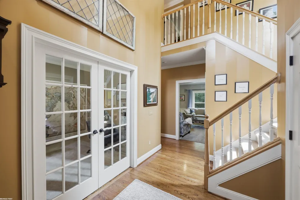 12294 Parkside Circle Washington Township, MI 48094