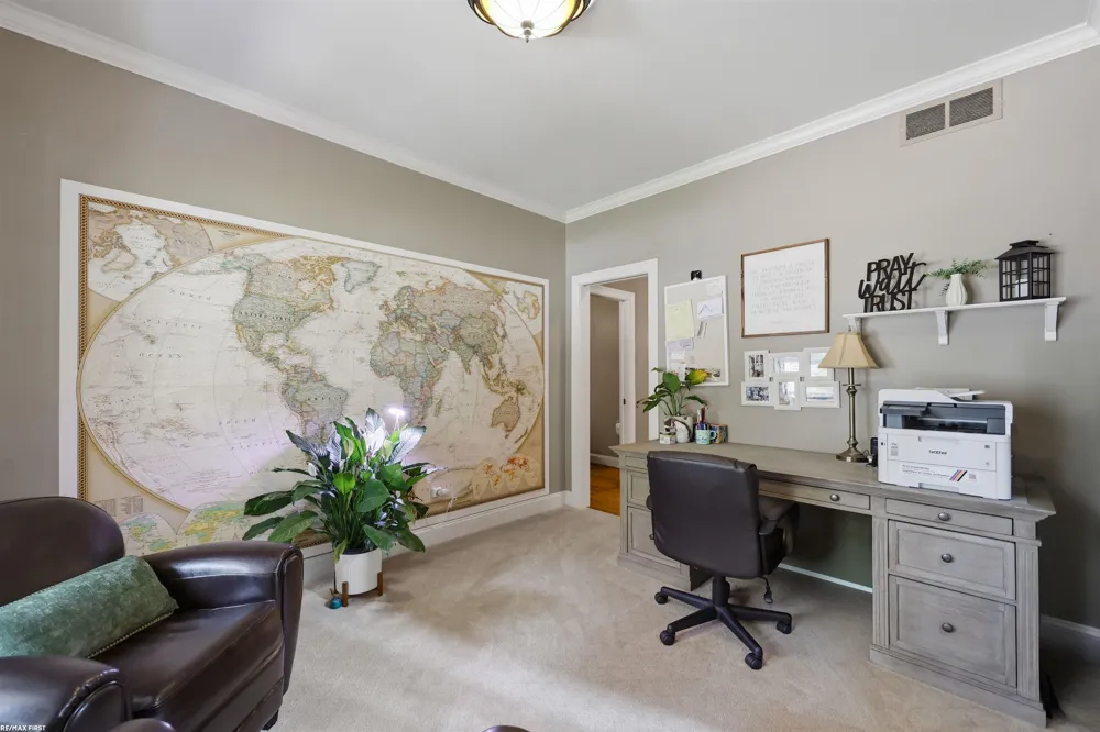 12294 Parkside Circle Washington Township, MI 48094