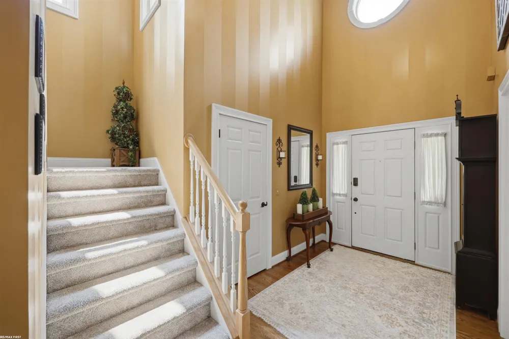 12294 Parkside Circle Washington Township, MI 48094