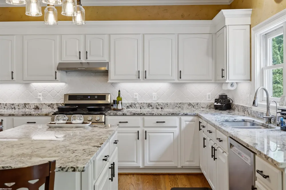 12294 Parkside Circle Washington Township, MI 48094