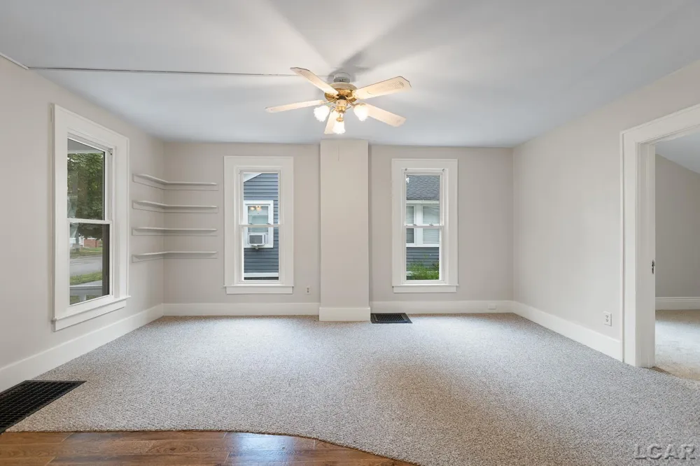 614 Toledo Street Adrian City, MI 49221