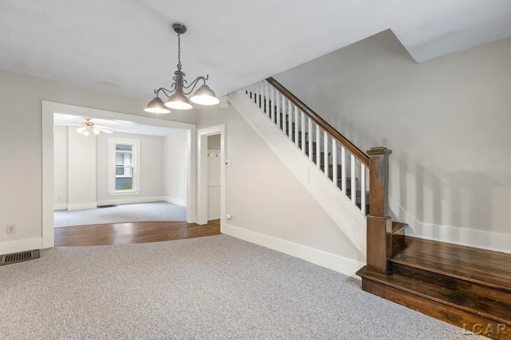 614 Toledo Street Adrian City, MI 49221