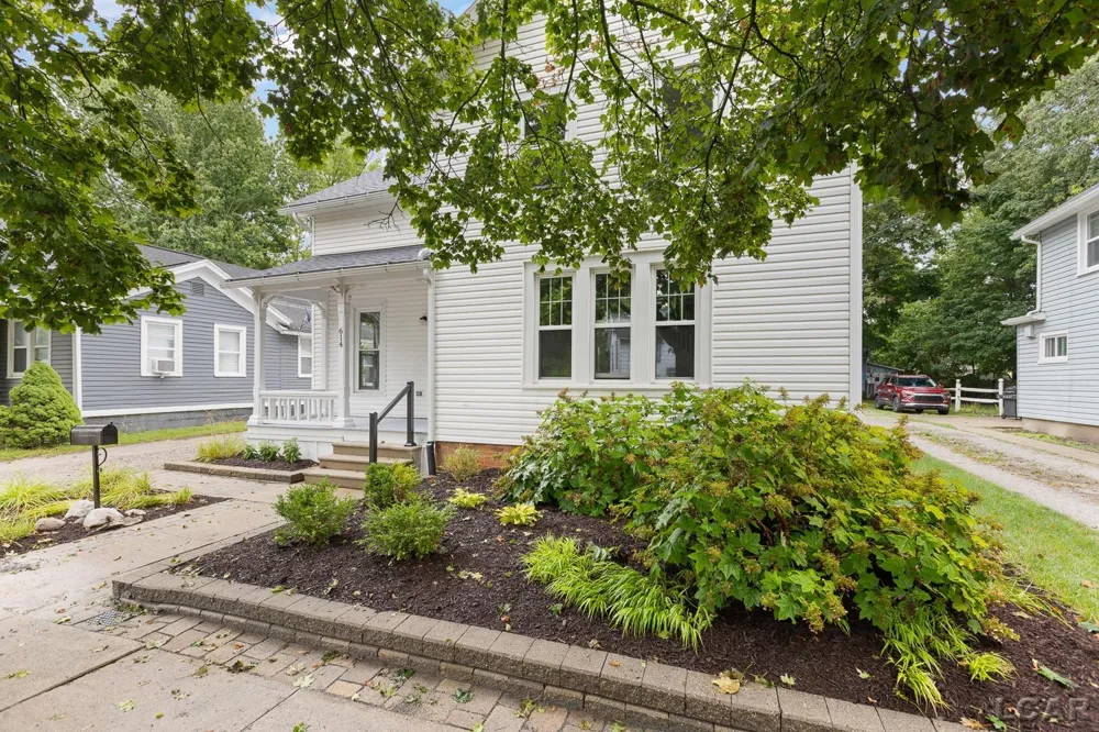 614 Toledo Street Adrian City, MI 49221