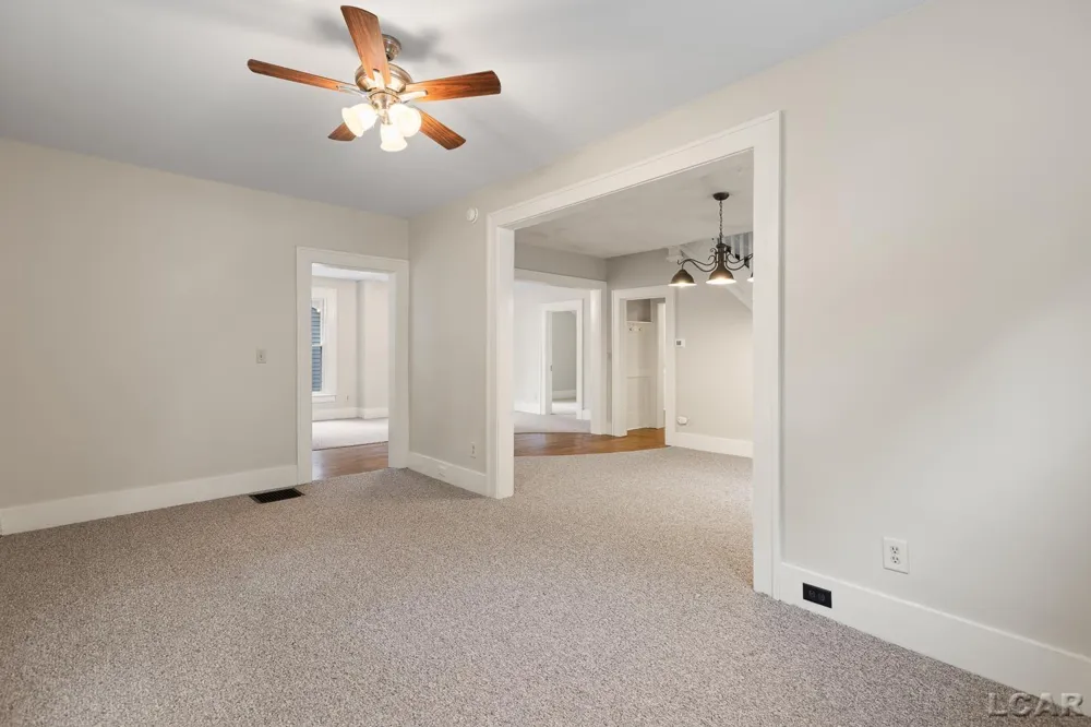 614 Toledo Street Adrian City, MI 49221