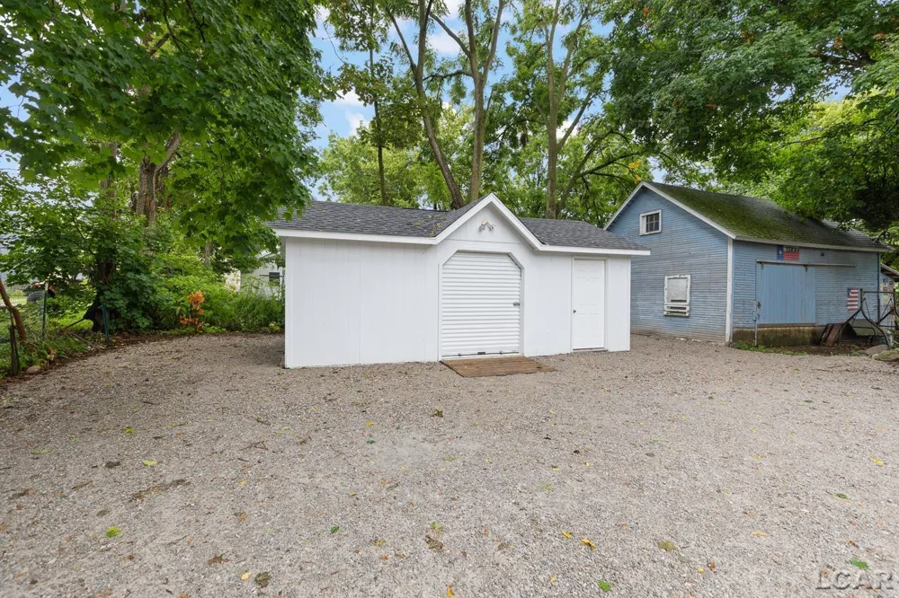 614 Toledo Street Adrian City, MI 49221