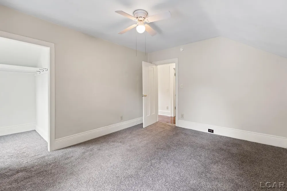 614 Toledo Street Adrian City, MI 49221