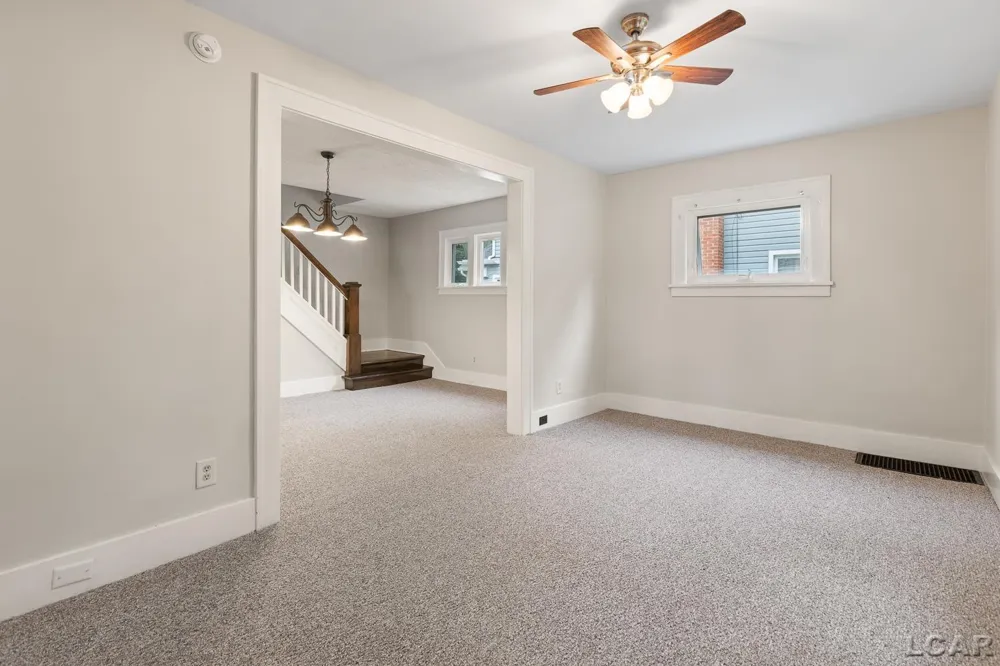 614 Toledo Street Adrian City, MI 49221