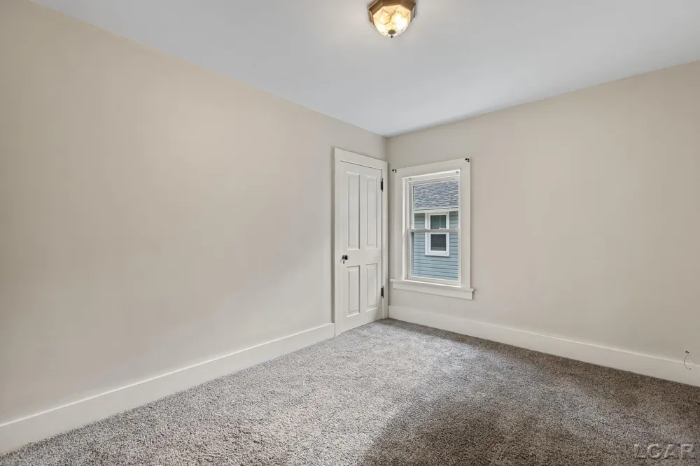 614 Toledo Street Adrian City, MI 49221