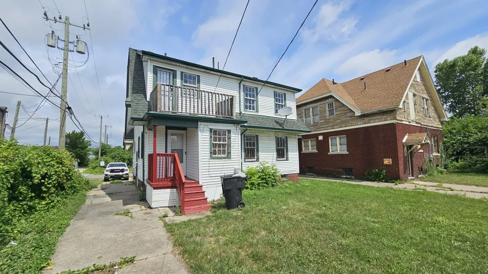 345 W Nevada Street Highland Park City, MI 48203
