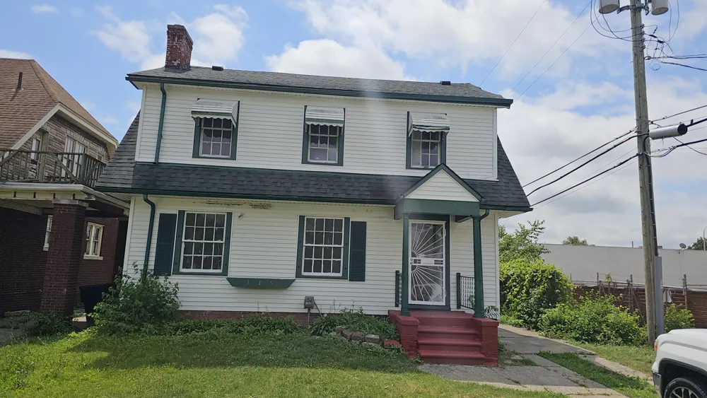 345 W Nevada Street Highland Park City, MI 48203