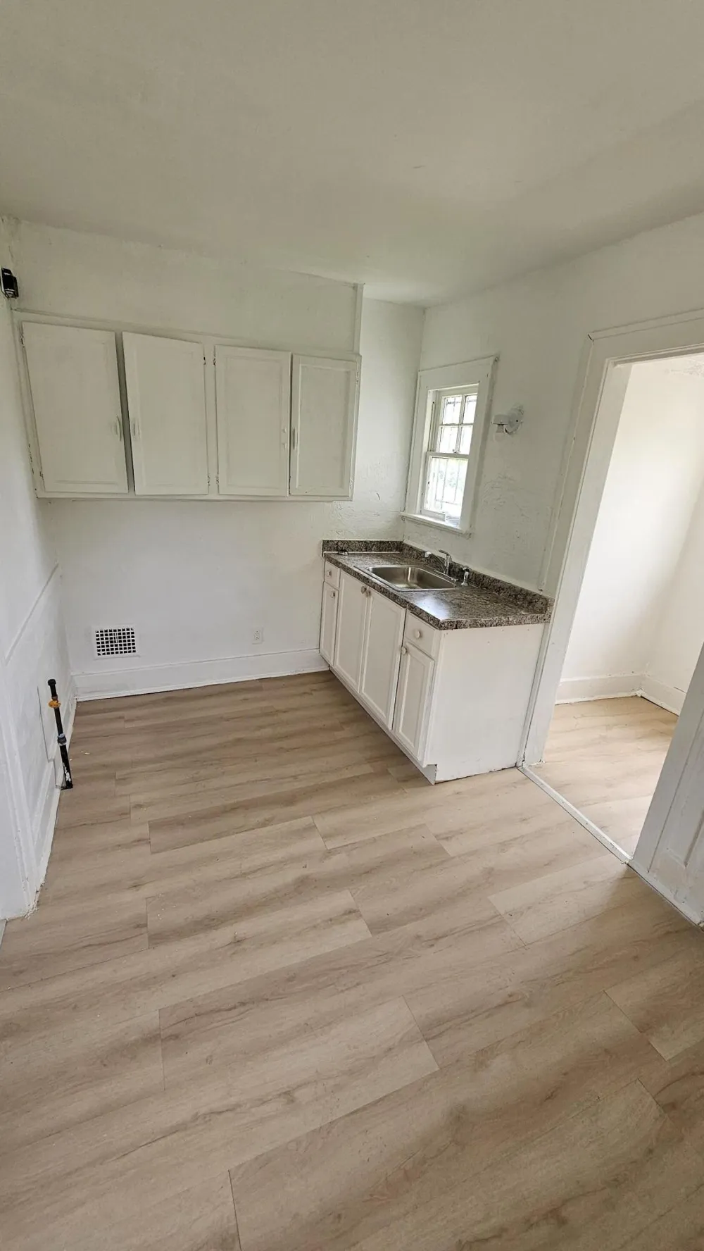 345 W Nevada Street Highland Park City, MI 48203