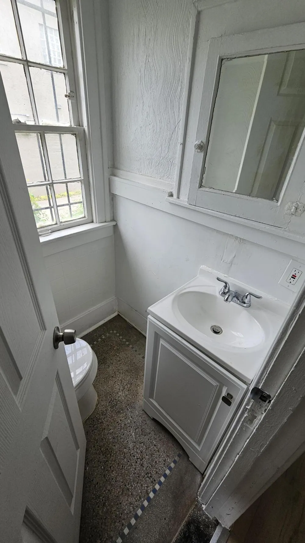 345 W Nevada Street Highland Park City, MI 48203