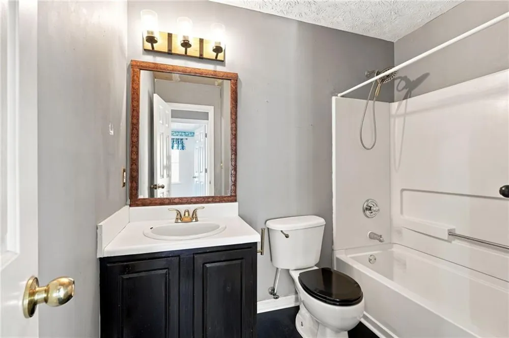1648 Graystone Drive Hampton, GA 30228