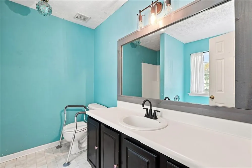 1648 Graystone Drive Hampton, GA 30228