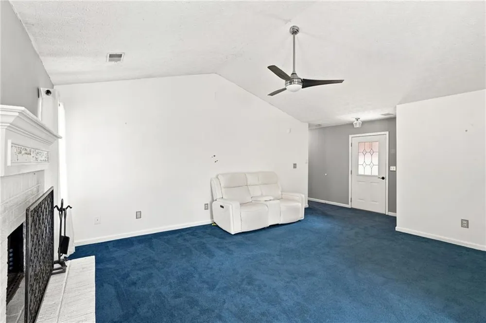 1648 Graystone Drive Hampton, GA 30228