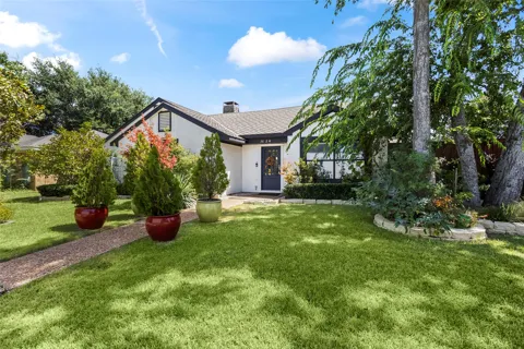 3724 Solarium Place