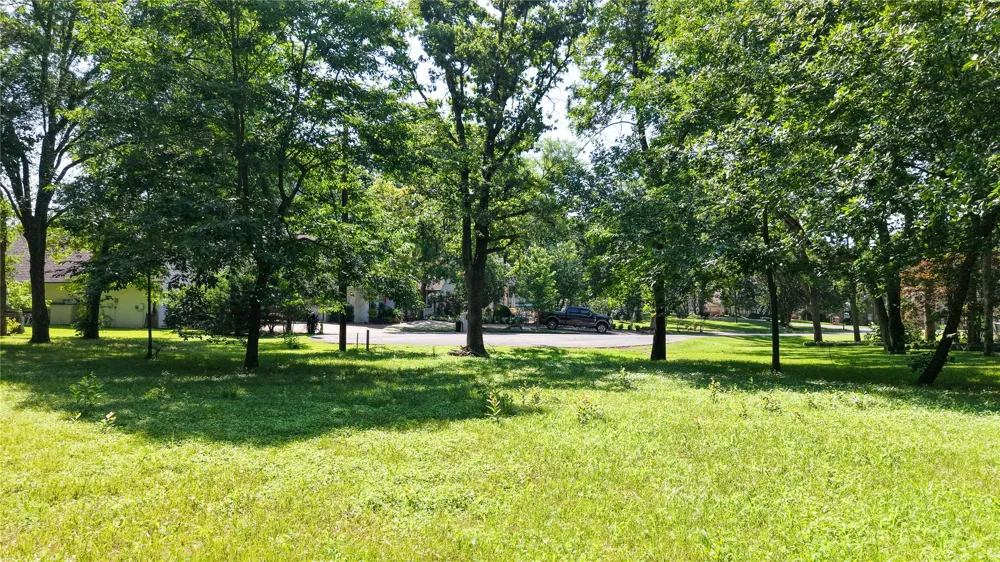 102 Enchanted Isles Circle Mabank, TX 75156