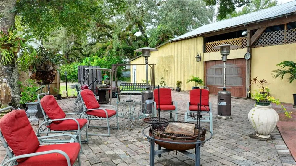 123 Riverbend Drive Labelle, FL 33935