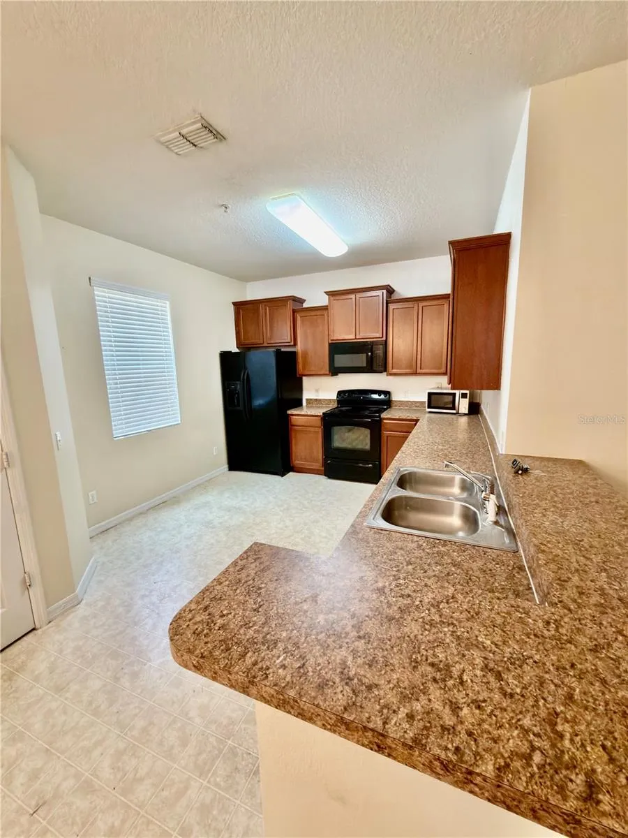2305 BETSY ROSS LANE St Cloud, FL 34769