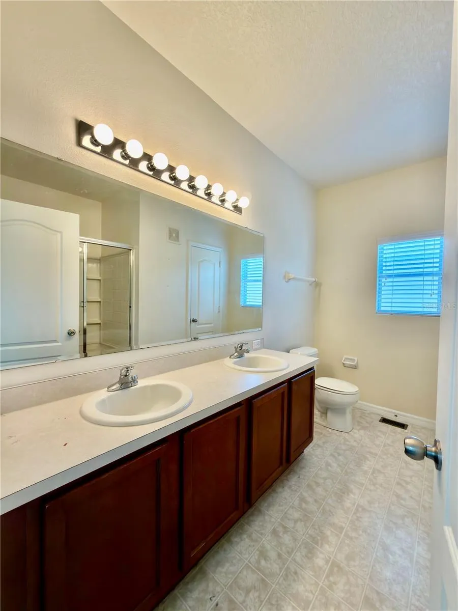 2305 BETSY ROSS LANE St Cloud, FL 34769