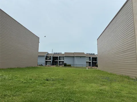 9493 Timberleaf Drive
