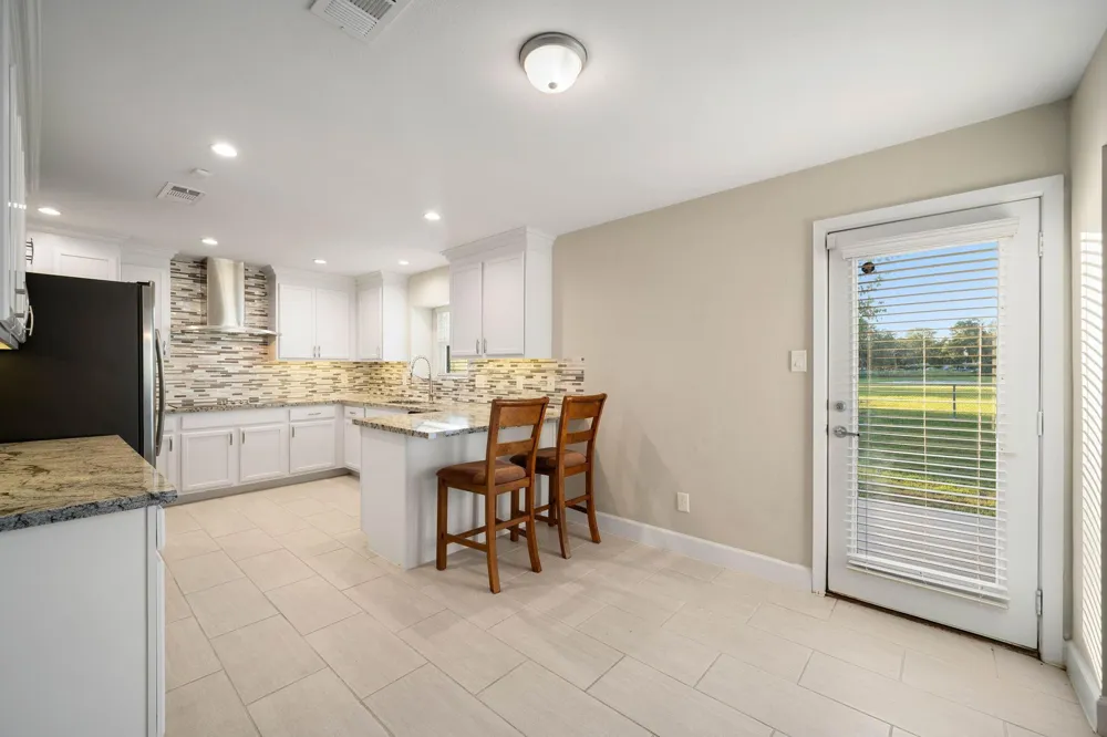 409 Sikes Road Bellville, TX 77418