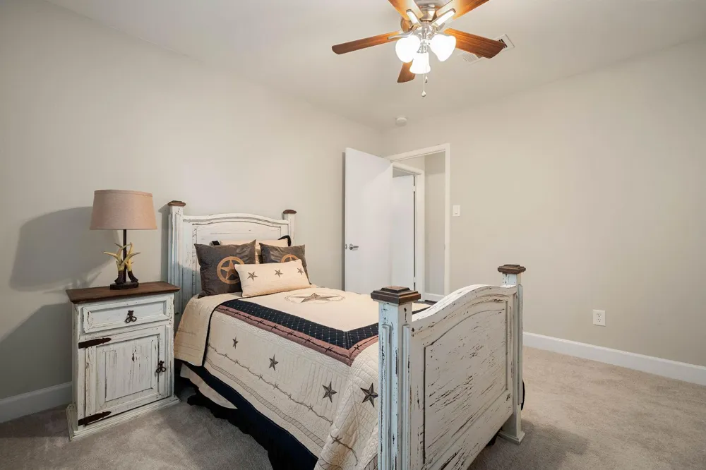 409 Sikes Road Bellville, TX 77418