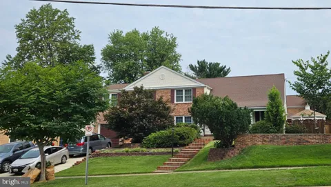 8001 POSTOAK ROAD