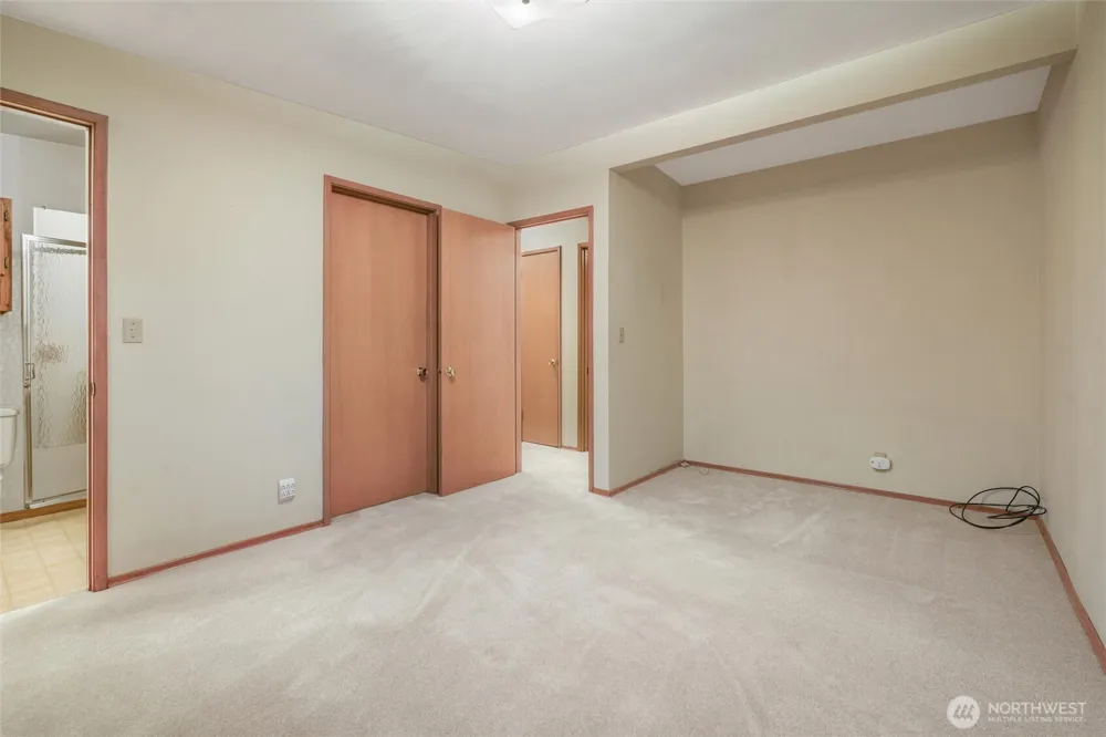 741 Hemlock Street Edmonds, WA 98020