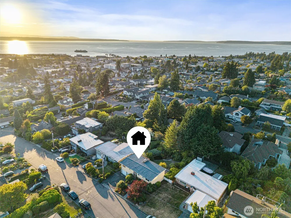 741 Hemlock Street Edmonds, WA 98020